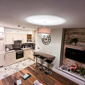 https://sunrise-view-2-bed-apartment-sleeps-4-spa-bath.yorkshirehotels.net